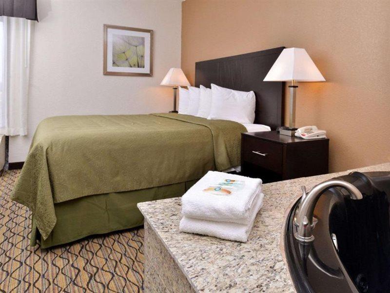 Quality Inn & Suites Matteson Near I-57 Kültér fotó