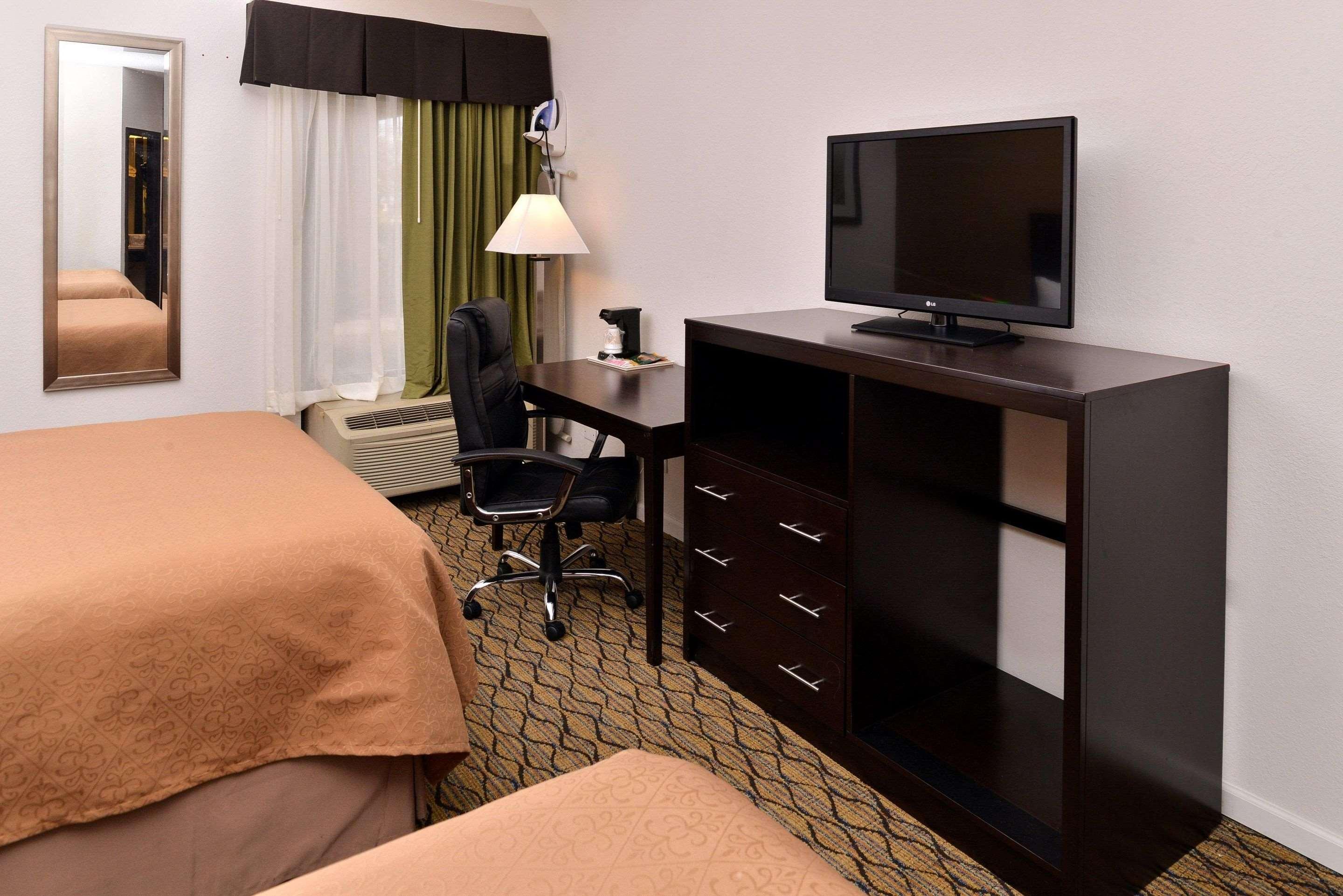 Quality Inn & Suites Matteson Near I-57 Kültér fotó