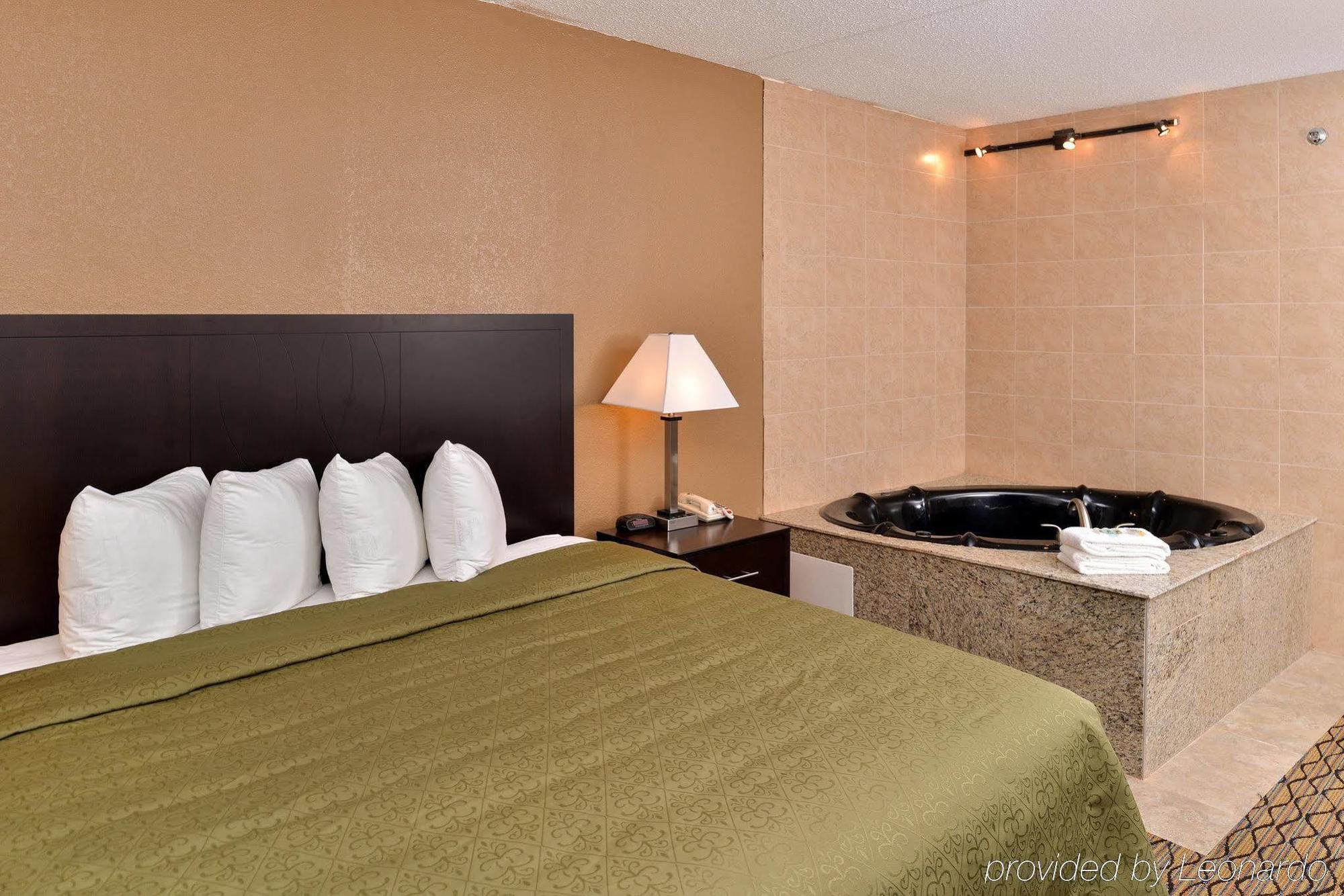 Quality Inn & Suites Matteson Near I-57 Kültér fotó